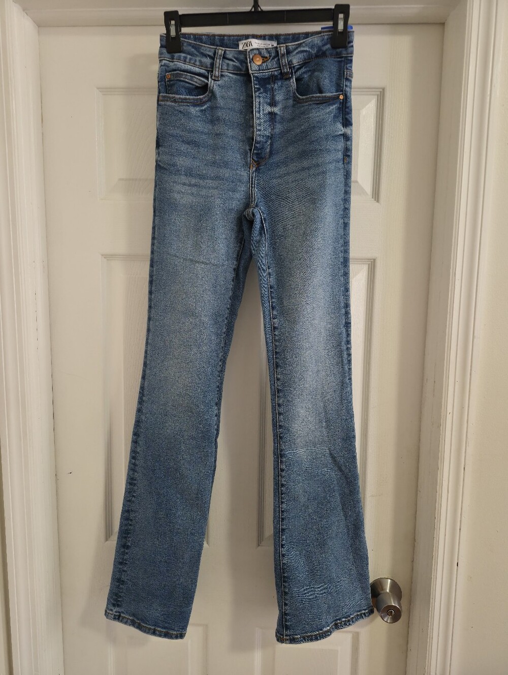 Zara High Rise Flare Jeans Women's US 4 EU 36 Medium Wash Stretch Denim
